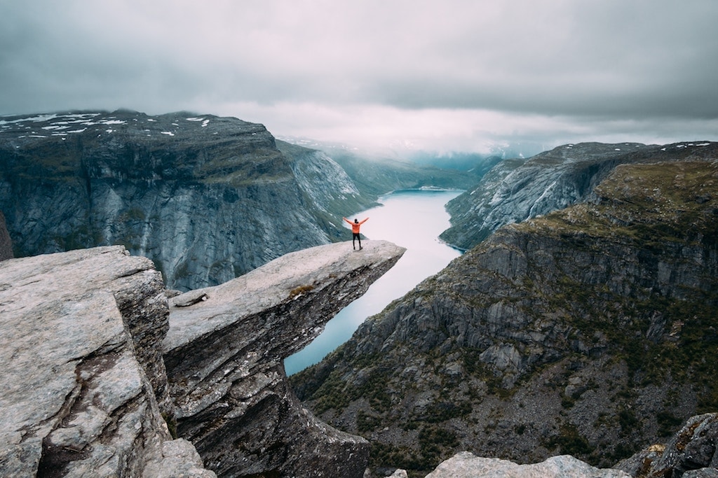 Vacances de Noël : découvre les plus belles destinations d'Europe Trolltunga Norvège