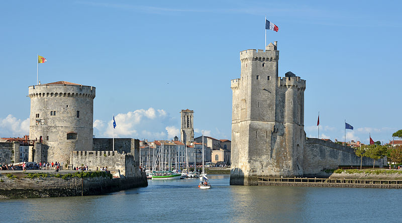 ou partir en septembre Tours La Rochelle Tour Saint Jean