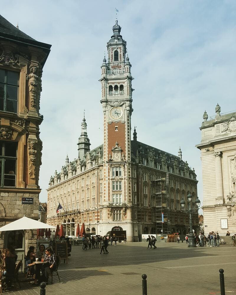 Lille bâtiment et architecture