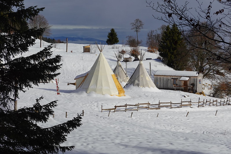 Nuit Tipi Montagne - glamping logement insolite