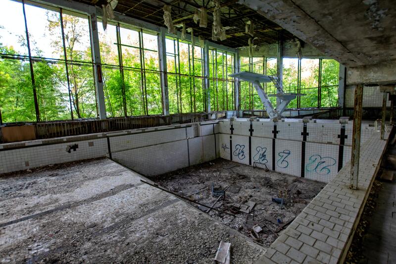 Halloween en Europe : piscine abandonnée pripyat catastrophe nucléaire