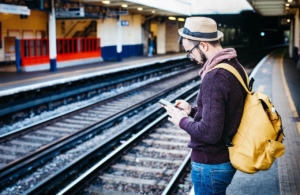 voyageur gare téléphone application mobile voyage
