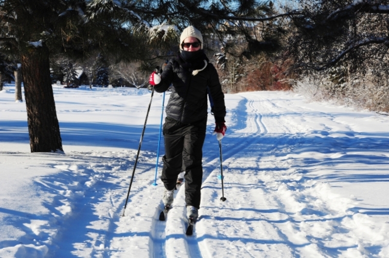 activité station de ski hiver - rando ski - montagne sans remontée mécanique