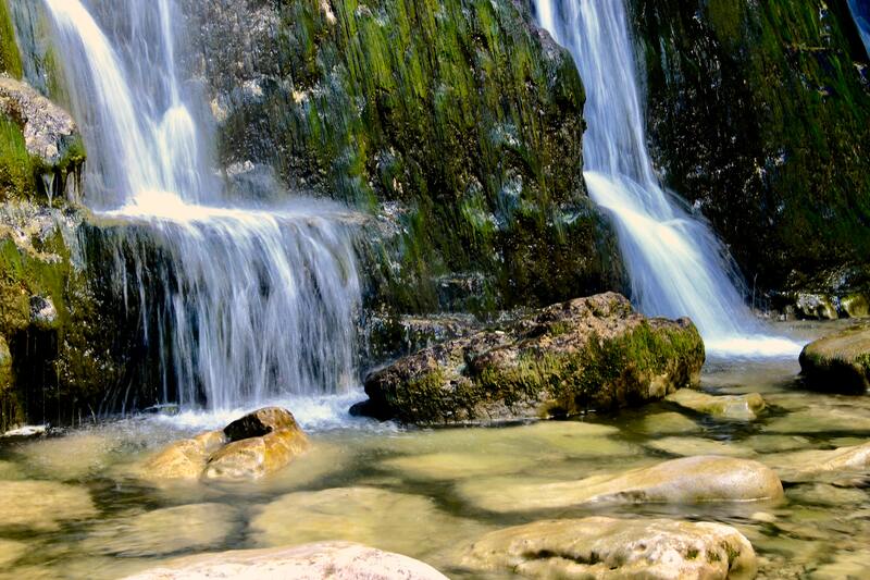 Cascade du hérisson - Parc naturel du haut-Jura - activité jura été