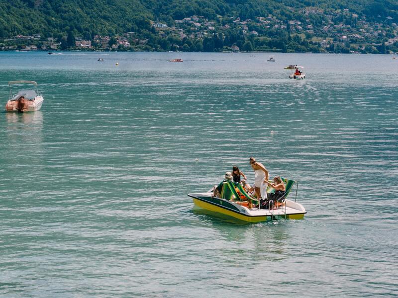 pedal'eaux sur le lac d'annecy - lac de france