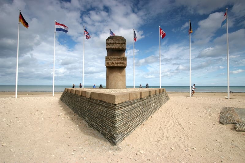 monument plages du débarquement - que faire en basse normandie