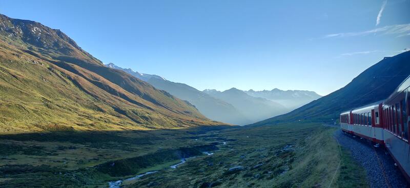 transport responsable environnement train nature montagnes