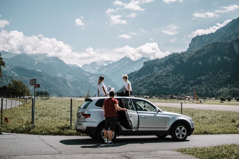 Voyage - voiture location - montagne - france