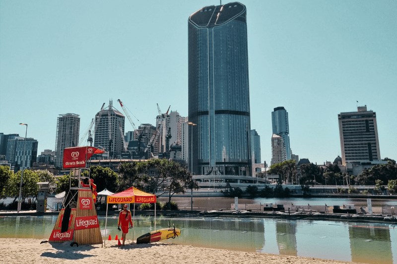 Londres "beach" en été avec stand Miko