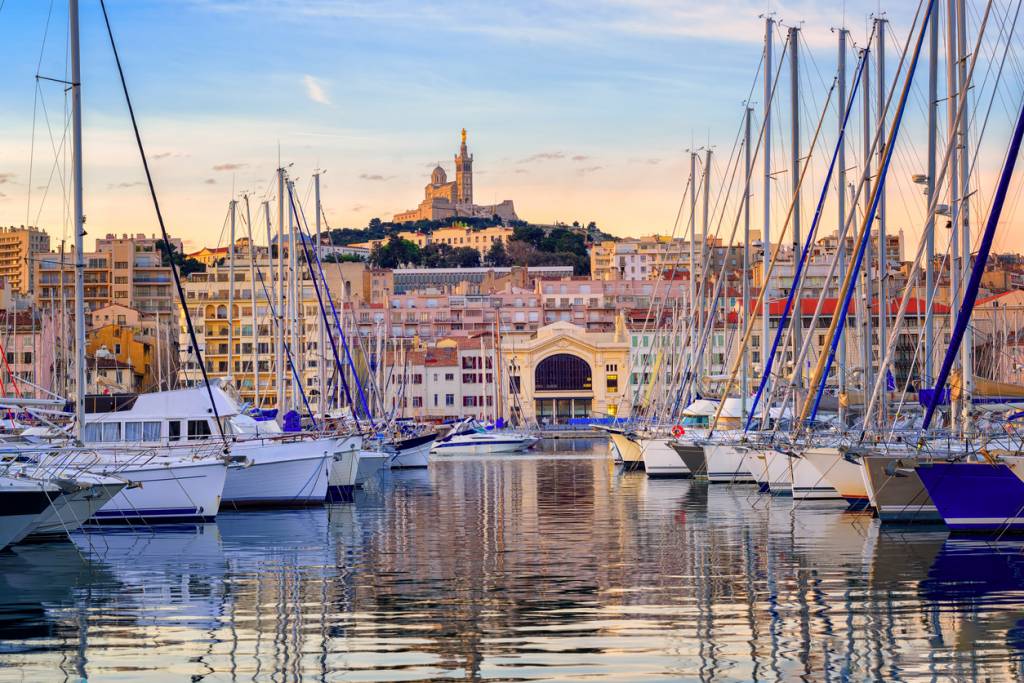 ou se promener a marseille vieux port 