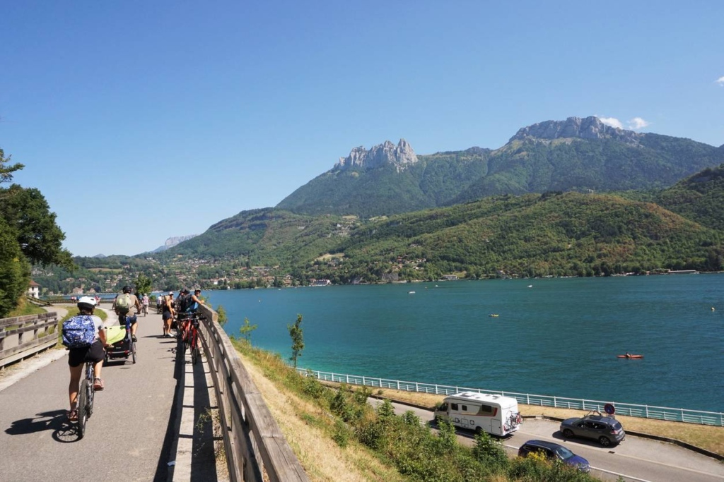tour du lac d'Annecy à vélo