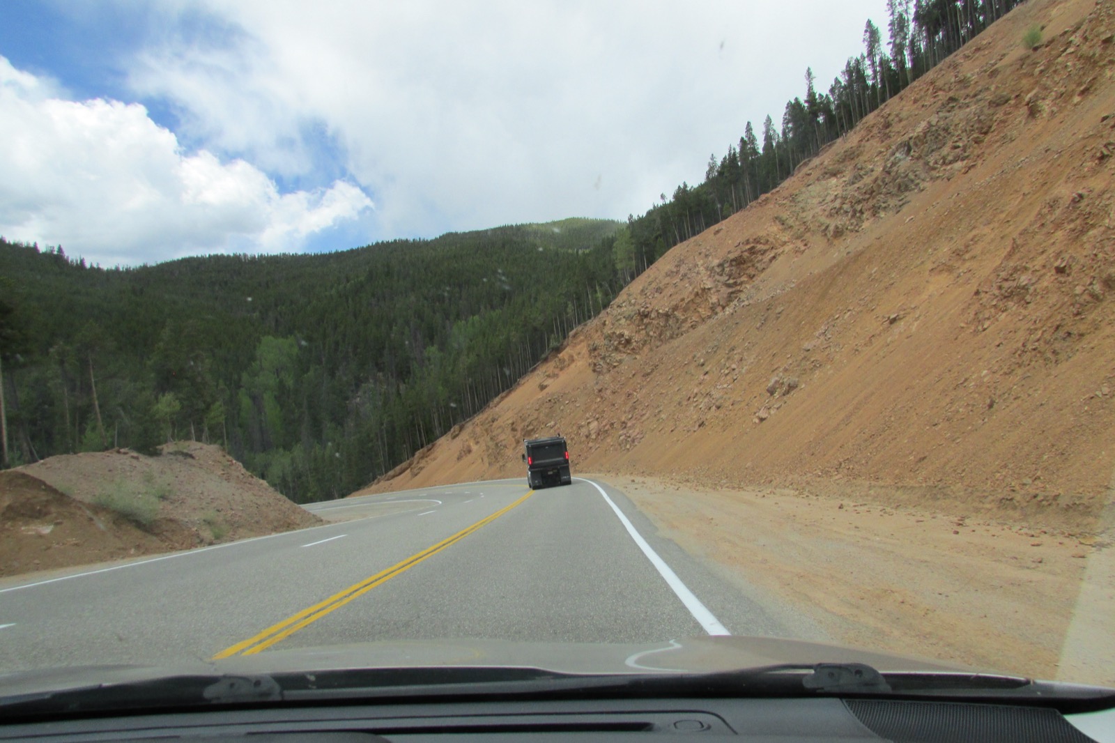 Route de montagne et circulation