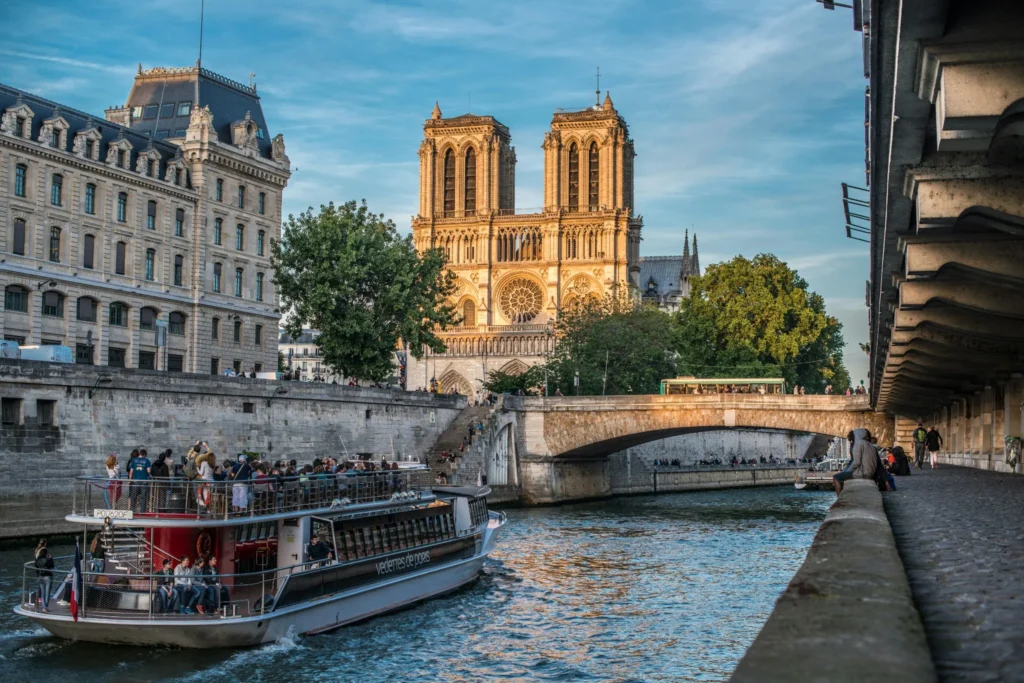 notre dame de paris
