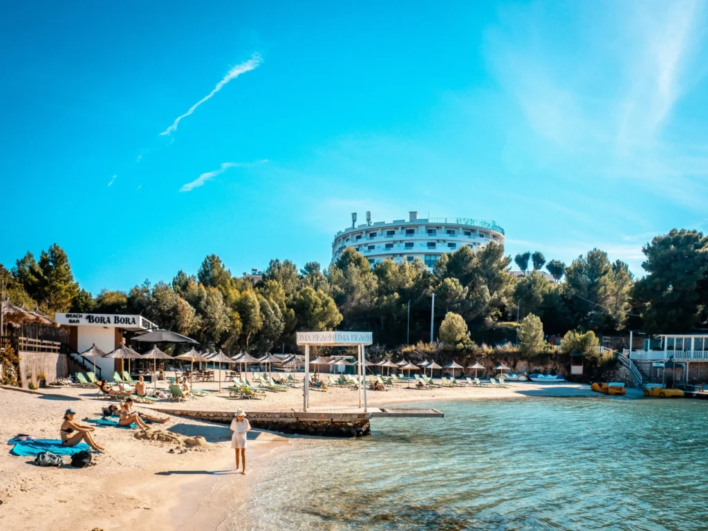albanie