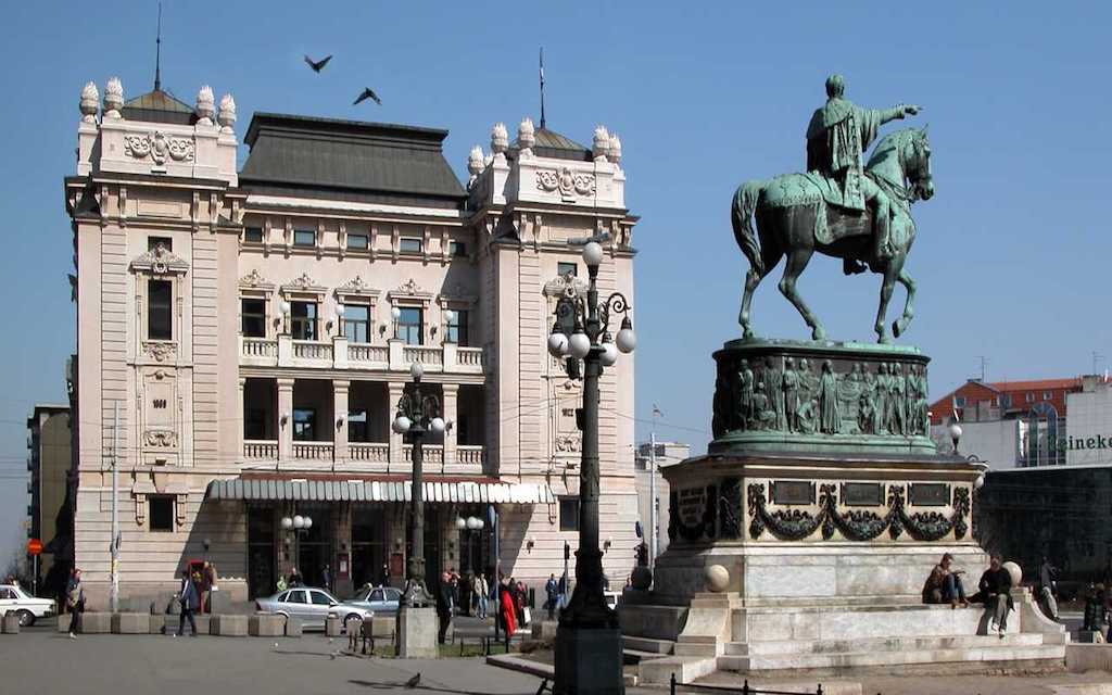 où partir en avril - Place de la République Belgrade