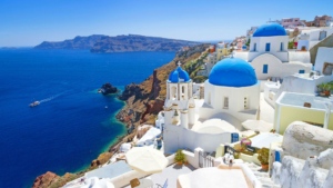 Où partir ? Tendances voyage 2018 Grèce Santorin Santorini îles paradisiaque soleil couleurs vives Méditerranée