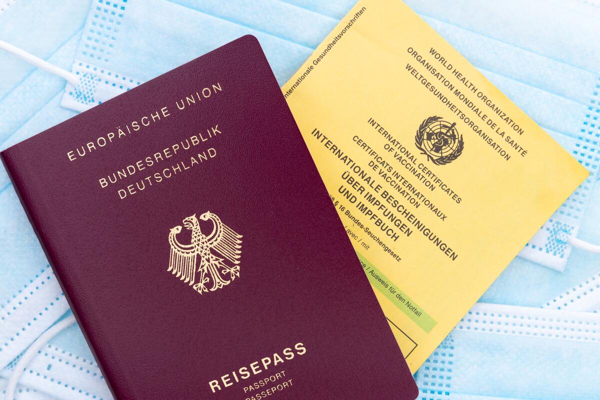 pass-sanitaire-voyages-passeport-pass-vaccinal-masque